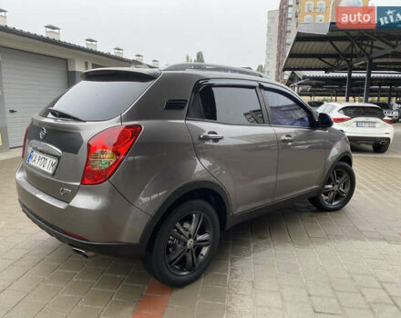 Cанг Йонг Korando 2011 у Житомирі на Automoto.ua Сірий Cанг Йонг Korando, об'ємом двигуна 2 л та пробігом 219 тис. км за 7700 $, фото 4 на Automoto.ua