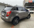 Cанг Йонг Korando 2011 у Житомирі на Automoto.ua Сірий Cанг Йонг Korando, об'ємом двигуна 2 л та пробігом 219 тис. км за 7700 $, фото 4 на Automoto.ua