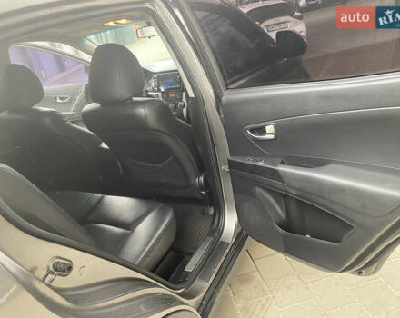 Серый Cанг Йонг Корандо, объемом двигателя 2 л и пробегом 219 тыс. км за 7250 $, фото 13 на Automoto.ua