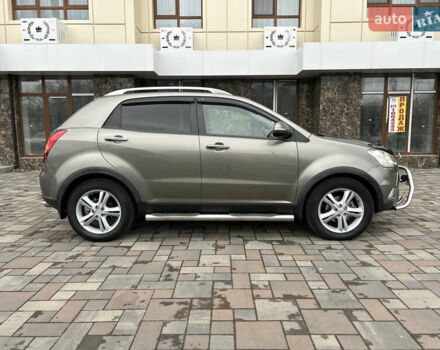 Сірий Cанг Йонг Korando, об'ємом двигуна 2 л та пробігом 171 тис. км за 9999 $, фото 8 на Automoto.ua