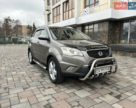 Сірий Cанг Йонг Korando, об'ємом двигуна 2 л та пробігом 171 тис. км за 9999 $, фото 9 на Automoto.ua