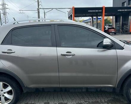 Сірий Cанг Йонг Korando, об'ємом двигуна 2 л та пробігом 247 тис. км за 8200 $, фото 2 на Automoto.ua