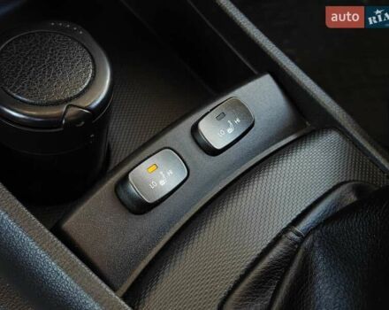 Сірий Cанг Йонг Korando, об'ємом двигуна 2 л та пробігом 182 тис. км за 8200 $, фото 34 на Automoto.ua