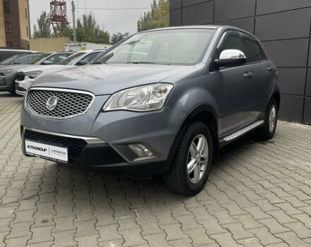 Серый Cанг Йонг Корандо, объемом двигателя 2 л и пробегом 182 тыс. км за 7900 $, фото 4 на Automoto.ua