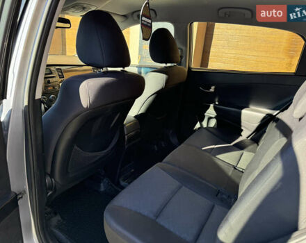 Серый Cанг Йонг Корандо, объемом двигателя 2 л и пробегом 163 тыс. км за 8000 $, фото 18 на Automoto.ua