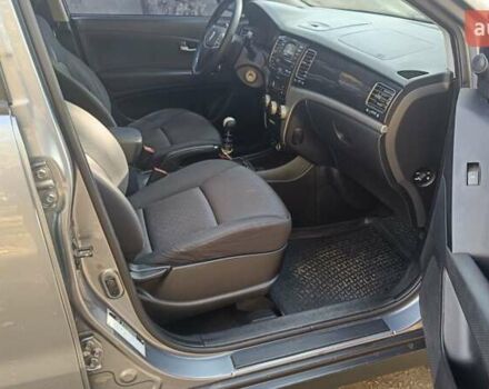 Серый Cанг Йонг Корандо, объемом двигателя 2 л и пробегом 130 тыс. км за 10000 $, фото 4 на Automoto.ua