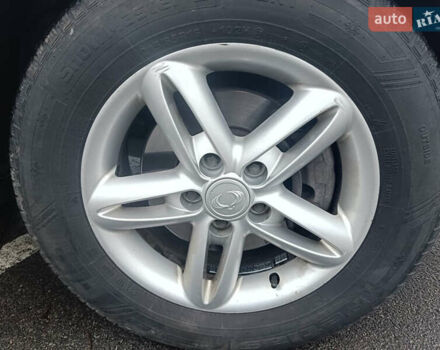 Серый Cанг Йонг Корандо, объемом двигателя 2 л и пробегом 144 тыс. км за 8000 $, фото 21 на Automoto.ua