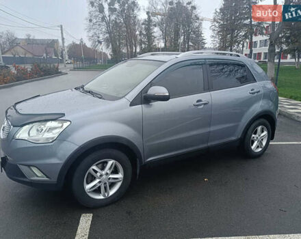 Серый Cанг Йонг Корандо, объемом двигателя 2 л и пробегом 144 тыс. км за 8000 $, фото 6 на Automoto.ua