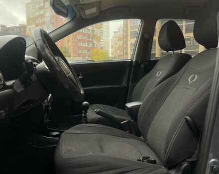 Серый Cанг Йонг Корандо, объемом двигателя 2 л и пробегом 182 тыс. км за 7900 $, фото 9 на Automoto.ua