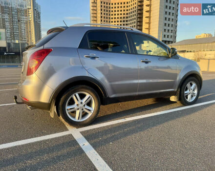 Серый Cанг Йонг Корандо, объемом двигателя 2 л и пробегом 134 тыс. км за 8999 $, фото 2 на Automoto.ua