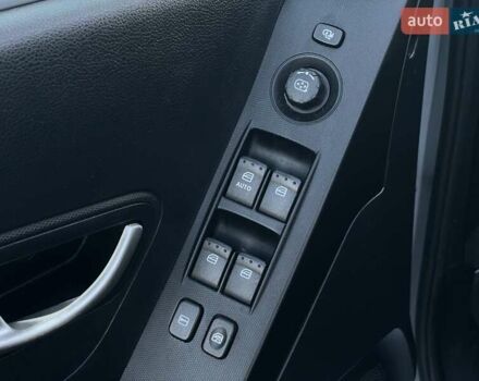 Cанг Йонг Korando 2012 у Києві на Automoto.ua Сірий Cанг Йонг Korando, об'ємом двигуна 2 л та пробігом 235 тис. км за 7990 $, фото 23 на Automoto.ua