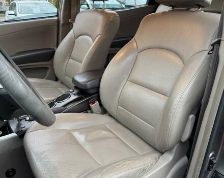 Сірий Cанг Йонг Korando, об'ємом двигуна 2 л та пробігом 133 тис. км за 9900 $, фото 19 на Automoto.ua