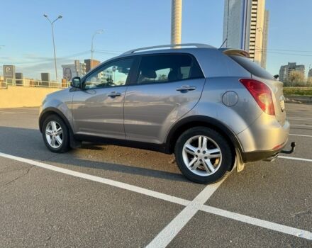 Серый Cанг Йонг Корандо, объемом двигателя 2 л и пробегом 134 тыс. км за 9600 $, фото 2 на Automoto.ua