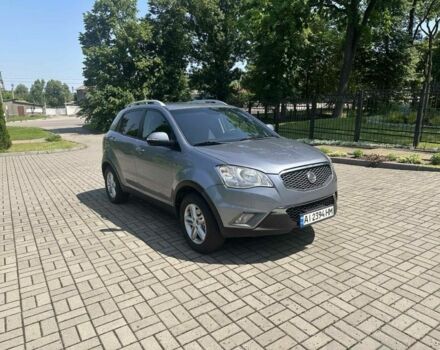 Серый Cанг Йонг Корандо, объемом двигателя 2 л и пробегом 231 тыс. км за 6700 $, фото 2 на Automoto.ua