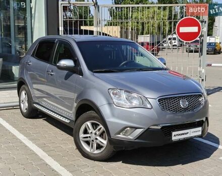 Сірий Cанг Йонг Korando, об'ємом двигуна 2 л та пробігом 182 тис. км за 8200 $, фото 4 на Automoto.ua