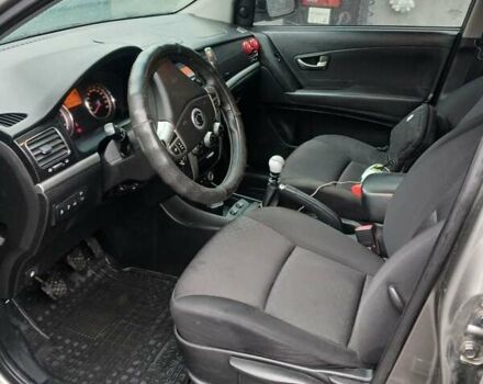 Серый Cанг Йонг Корандо, объемом двигателя 2 л и пробегом 204 тыс. км за 8200 $, фото 8 на Automoto.ua