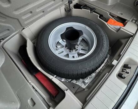 Сірий Cанг Йонг Korando, об'ємом двигуна 2 л та пробігом 133 тис. км за 9900 $, фото 13 на Automoto.ua