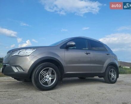 Сірий Cанг Йонг Korando, об'ємом двигуна 2 л та пробігом 170 тис. км за 10000 $, фото 7 на Automoto.ua