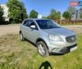 Сірий Cанг Йонг Korando, об'ємом двигуна 2 л та пробігом 160 тис. км за 8000 $, фото 5 на Automoto.ua