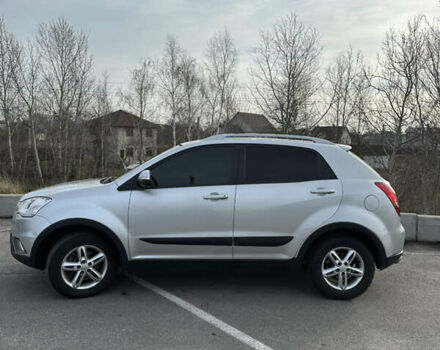 Сірий Cанг Йонг Korando, об'ємом двигуна 2 л та пробігом 151 тис. км за 8100 $, фото 4 на Automoto.ua