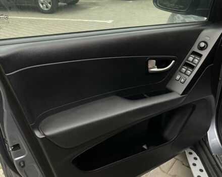 Серый Cанг Йонг Корандо, объемом двигателя 2 л и пробегом 182 тыс. км за 7900 $, фото 6 на Automoto.ua