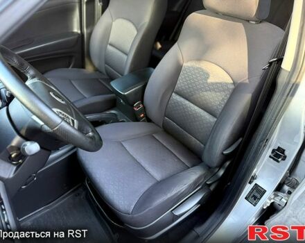 Cанг Йонг Korando 2013 у Дніпро (Дніпропетровську) на Automoto.ua Сірий Cанг Йонг Korando, об'ємом двигуна 2 л та пробігом 77 тис. км за 8999 $, фото 5 на Automoto.ua