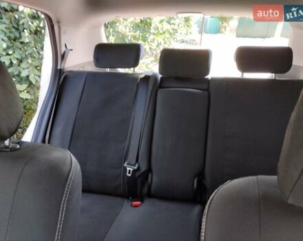 Сірий Cанг Йонг Korando, об'ємом двигуна 2 л та пробігом 68 тис. км за 9000 $, фото 4 на Automoto.ua