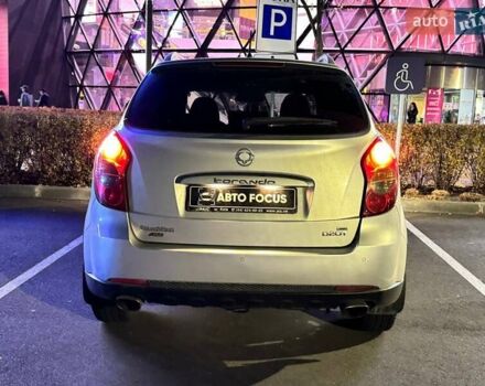 Серый Cанг Йонг Корандо, объемом двигателя 2 л и пробегом 152 тыс. км за 10990 $, фото 6 на Automoto.ua