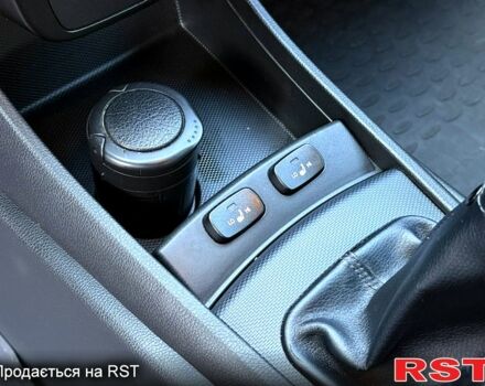 Cанг Йонг Korando 2013 у Дніпро (Дніпропетровську) на Automoto.ua Сірий Cанг Йонг Korando, об'ємом двигуна 2 л та пробігом 77 тис. км за 8999 $, фото 6 на Automoto.ua