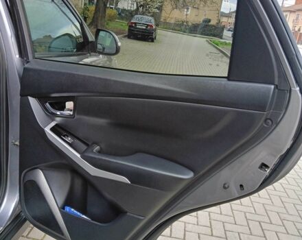 Серый Cанг Йонг Корандо, объемом двигателя 2 л и пробегом 58 тыс. км за 12500 $, фото 8 на Automoto.ua