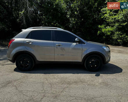 Сірий Cанг Йонг Korando, об'ємом двигуна 2 л та пробігом 175 тис. км за 8300 $, фото 1 на Automoto.ua