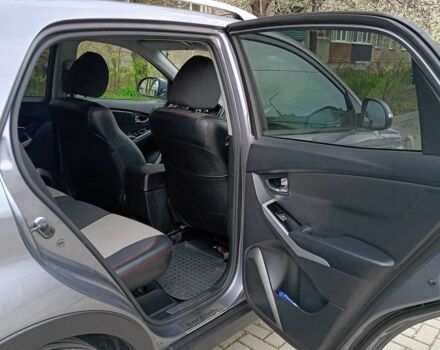 Серый Cанг Йонг Корандо, объемом двигателя 2 л и пробегом 58 тыс. км за 12500 $, фото 9 на Automoto.ua