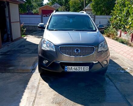 Сірий Cанг Йонг Korando, об'ємом двигуна 2 л та пробігом 200 тис. км за 9500 $, фото 4 на Automoto.ua