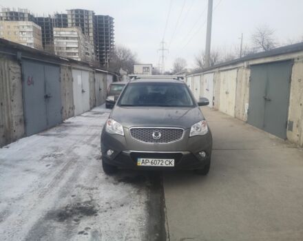 Сірий Cанг Йонг Korando, об'ємом двигуна 2 л та пробігом 161 тис. км за 8350 $, фото 2 на Automoto.ua