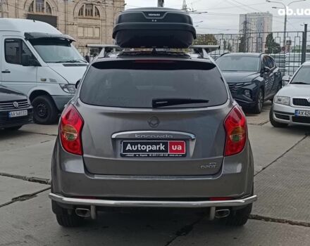 Сірий Cанг Йонг Korando, об'ємом двигуна 2 л та пробігом 130 тис. км за 10590 $, фото 7 на Automoto.ua