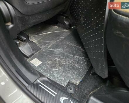 Сірий Cанг Йонг Korando, об'ємом двигуна 2 л та пробігом 168 тис. км за 7900 $, фото 9 на Automoto.ua