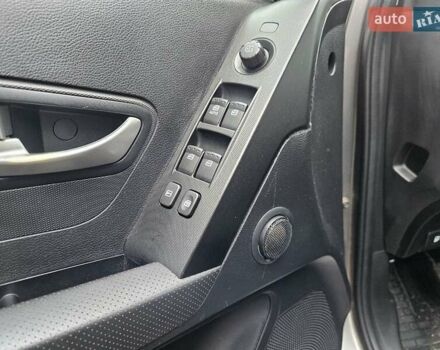 Сірий Cанг Йонг Korando, об'ємом двигуна 2 л та пробігом 168 тис. км за 7900 $, фото 10 на Automoto.ua