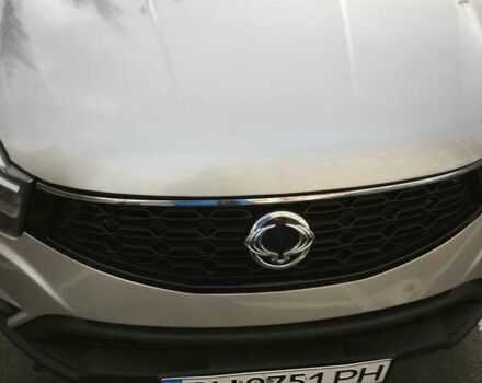 Серый Cанг Йонг Корандо, объемом двигателя 2 л и пробегом 149 тыс. км за 9300 $, фото 5 на Automoto.ua