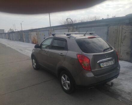 Сірий Cанг Йонг Korando, об'ємом двигуна 2 л та пробігом 161 тис. км за 8350 $, фото 4 на Automoto.ua