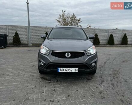 Серый Cанг Йонг Корандо, объемом двигателя 2 л и пробегом 181 тыс. км за 10200 $, фото 2 на Automoto.ua