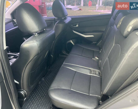 Серый Cанг Йонг Корандо, объемом двигателя 2 л и пробегом 80 тыс. км за 11999 $, фото 9 на Automoto.ua