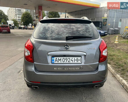 Серый Cанг Йонг Корандо, объемом двигателя 2 л и пробегом 80 тыс. км за 11999 $, фото 5 на Automoto.ua