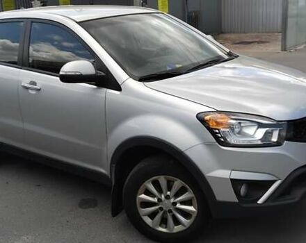 Сірий Cанг Йонг Korando, об'ємом двигуна 2 л та пробігом 260 тис. км за 9900 $, фото 4 на Automoto.ua