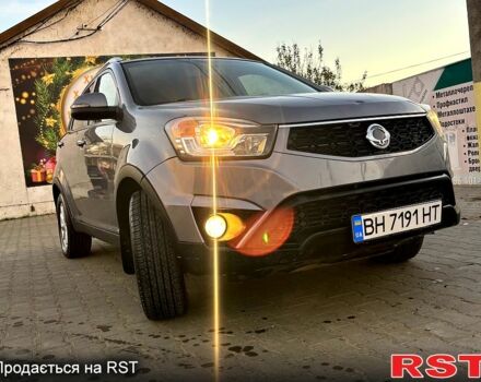 Сірий Cанг Йонг Korando, об'ємом двигуна 2 л та пробігом 130 тис. км за 9999 $, фото 1 на Automoto.ua