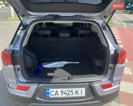 Сірий Cанг Йонг Korando, об'ємом двигуна 1.5 л та пробігом 5 тис. км за 21700 $, фото 7 на Automoto.ua