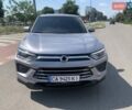 Сірий Cанг Йонг Korando, об'ємом двигуна 1.5 л та пробігом 5 тис. км за 21700 $, фото 2 на Automoto.ua