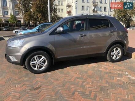 Сірий Cанг Йонг Korando, об'ємом двигуна 2 л та пробігом 160 тис. км за 8900 $, фото 1 на Automoto.ua