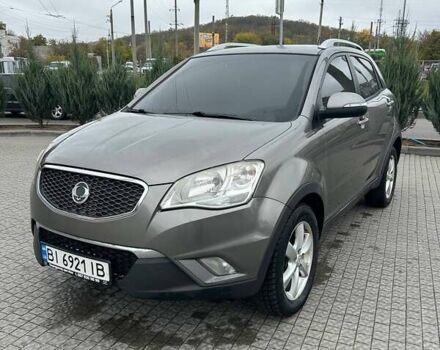 Сірий Cанг Йонг Korando, об'ємом двигуна 2 л та пробігом 247 тис. км за 8200 $, фото 1 на Automoto.ua