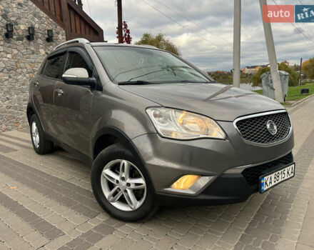 Серый Cанг Йонг Корандо, объемом двигателя 2 л и пробегом 170 тыс. км за 7999 $, фото 1 на Automoto.ua