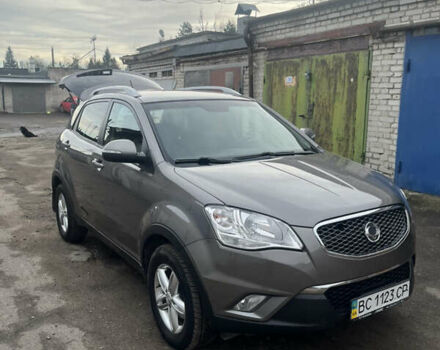 Сірий Cанг Йонг Korando, об'ємом двигуна 2 л та пробігом 80 тис. км за 10000 $, фото 1 на Automoto.ua